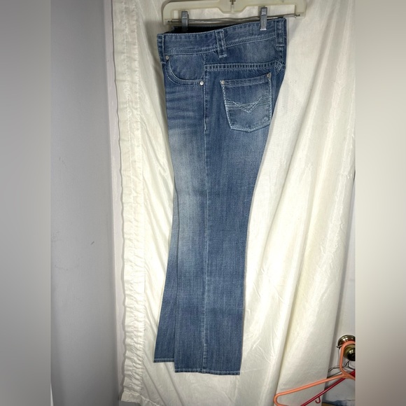 Rock and Roll Cowboy Denium Regular Fit Bootcut Jeans Size 16R measures 28x33. - Picture 6 of 6